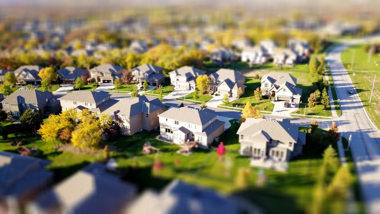 2025 Housing Market Guide: Best Time to Buy a House? [Expert Analysis]